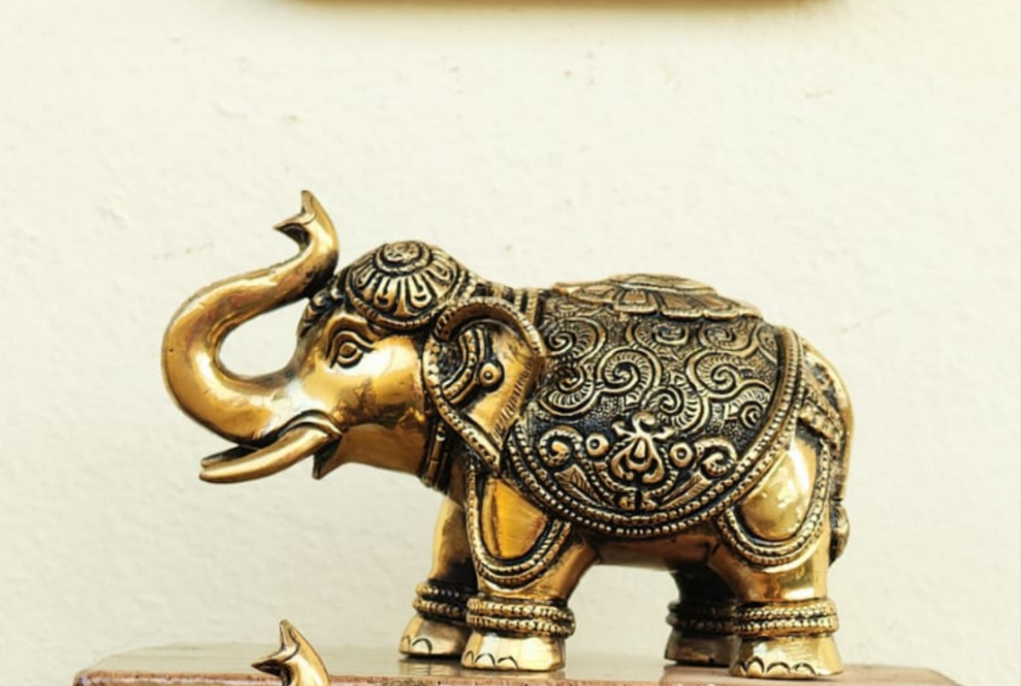 Elephant statue