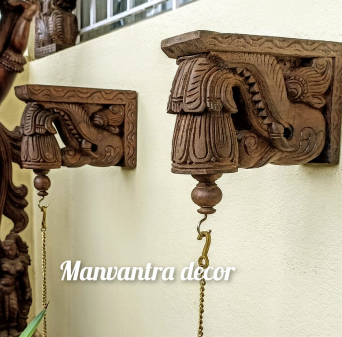 Corbels/brackets - yali design pair