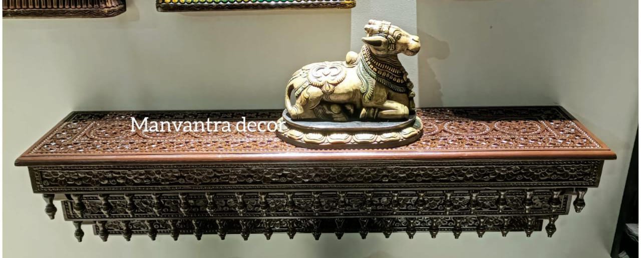 Shelf / console (wall mounted)