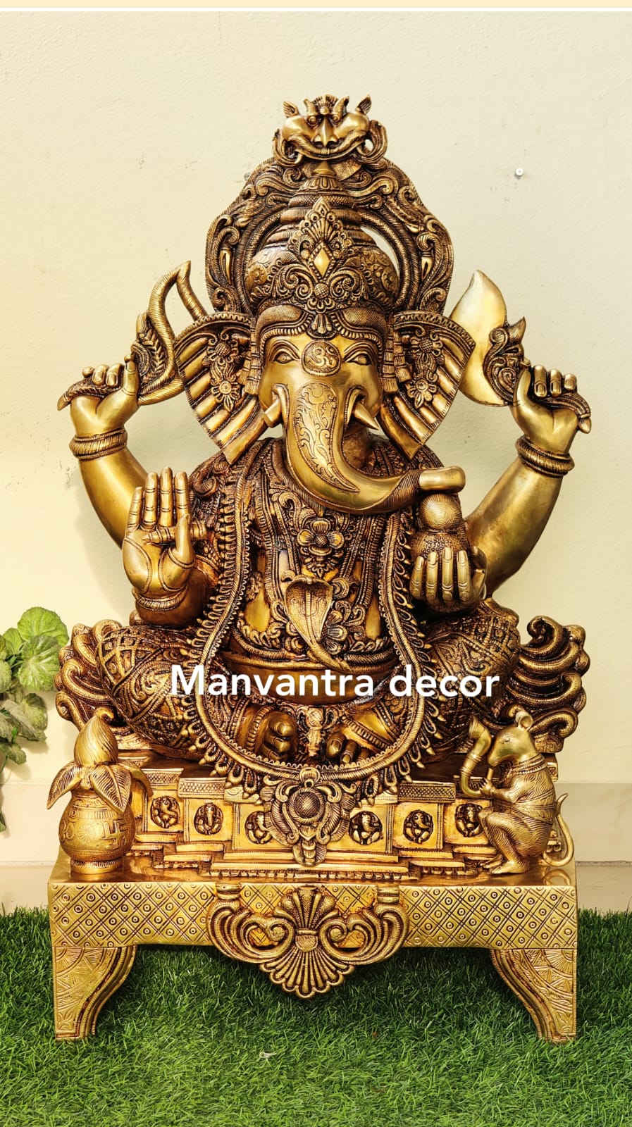 Ganesha idol