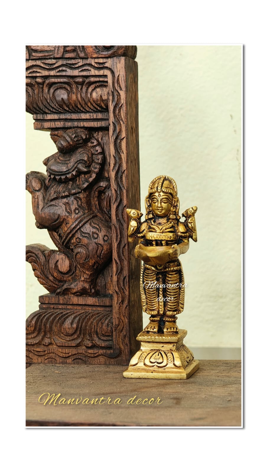 Deeplakshmi idol