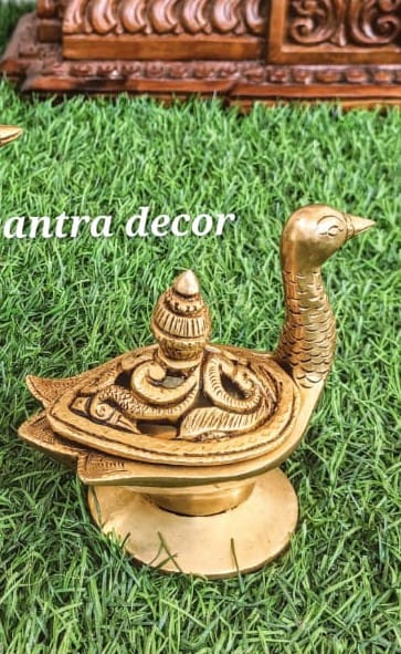 Dhoop bird design