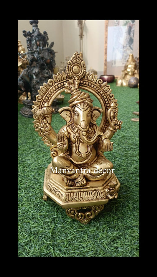 Pagadi Ganesha idol