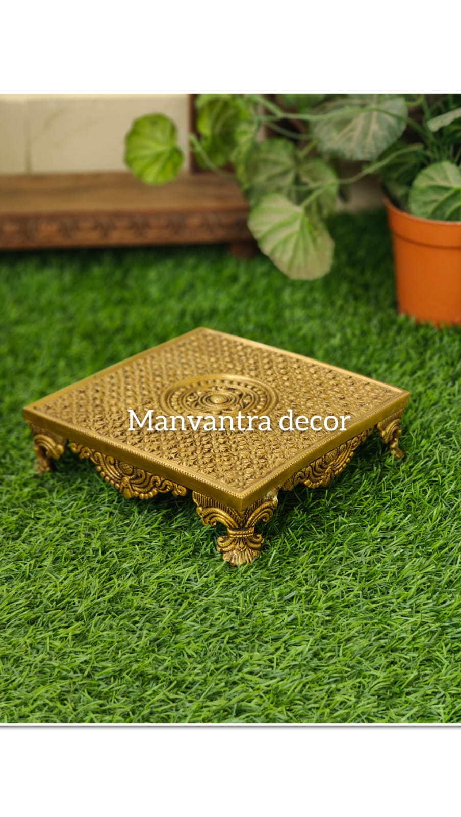 Chowki/ stool