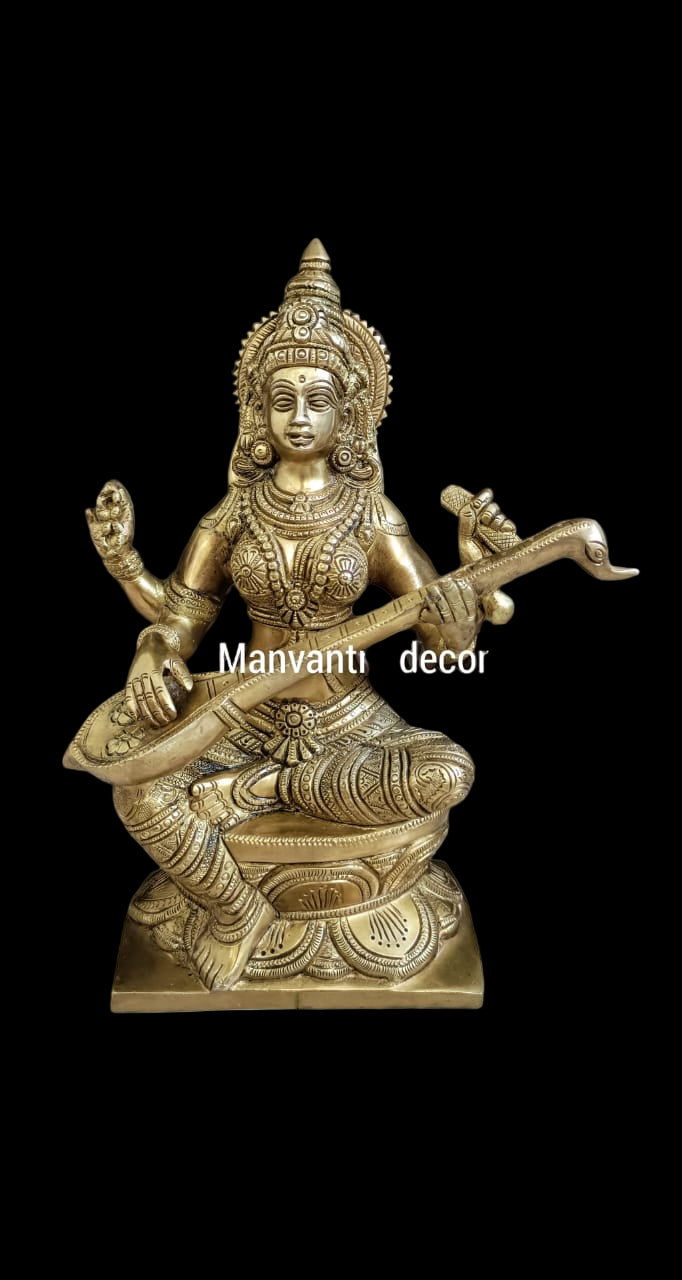 Saraswati idol