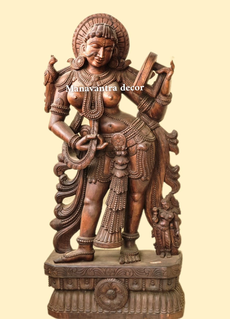 Apsara Mirror lady