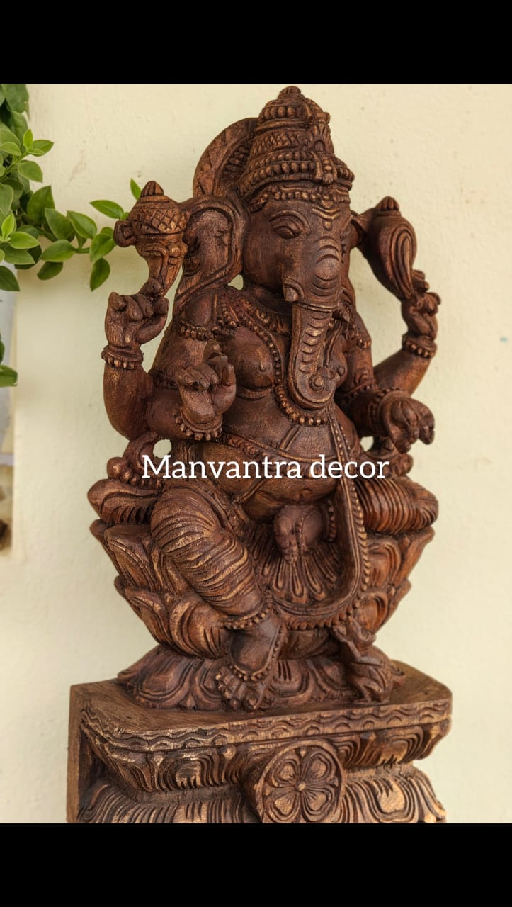 Ganesha idol 2 ft. Ht.