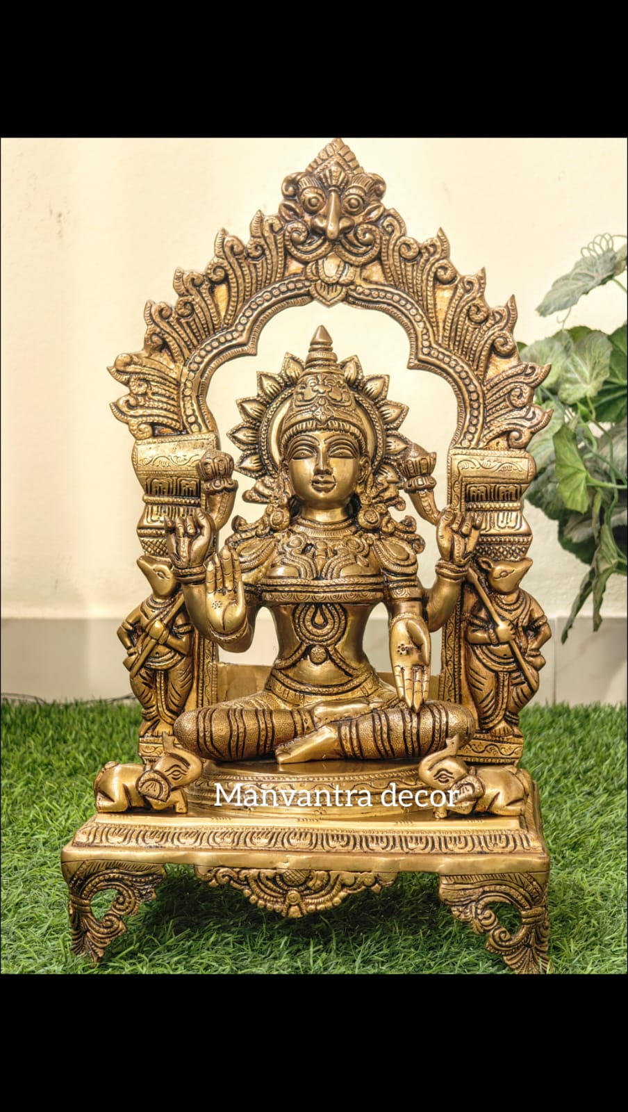 Lakshmi idol