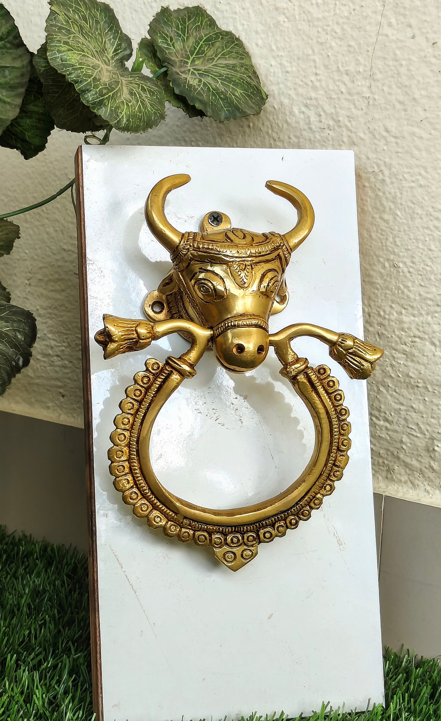 Door knocker Nandi design