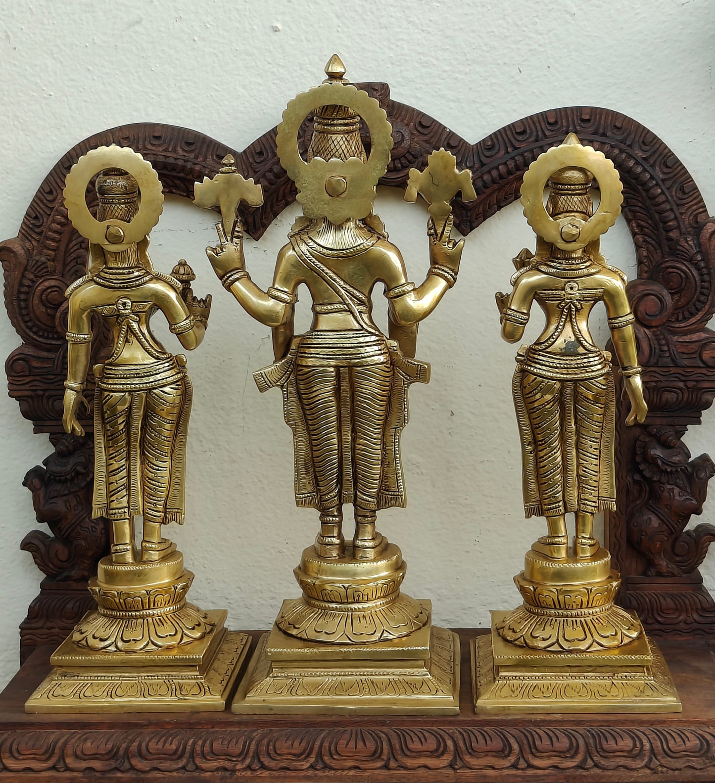 Vishnu set in pure brass