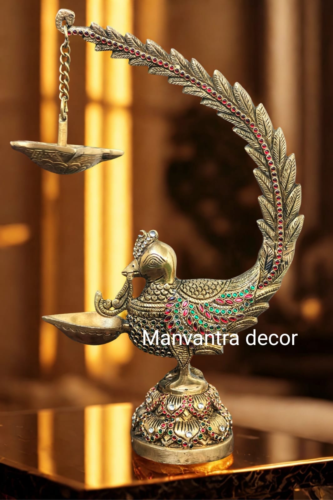 Bird lamp hand carved in pure brass studded with special ornaments