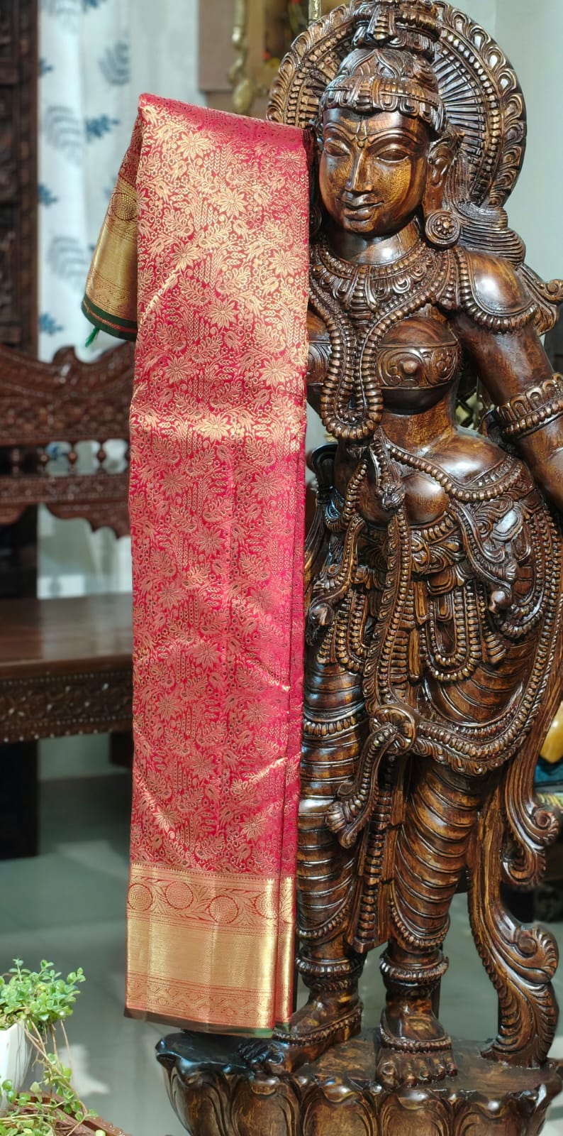 100% pure Mulberry silk with pure zari completely hand woven