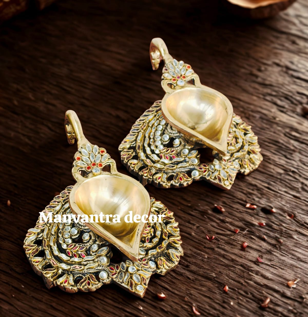 Beautiful shimmering deepam (single)