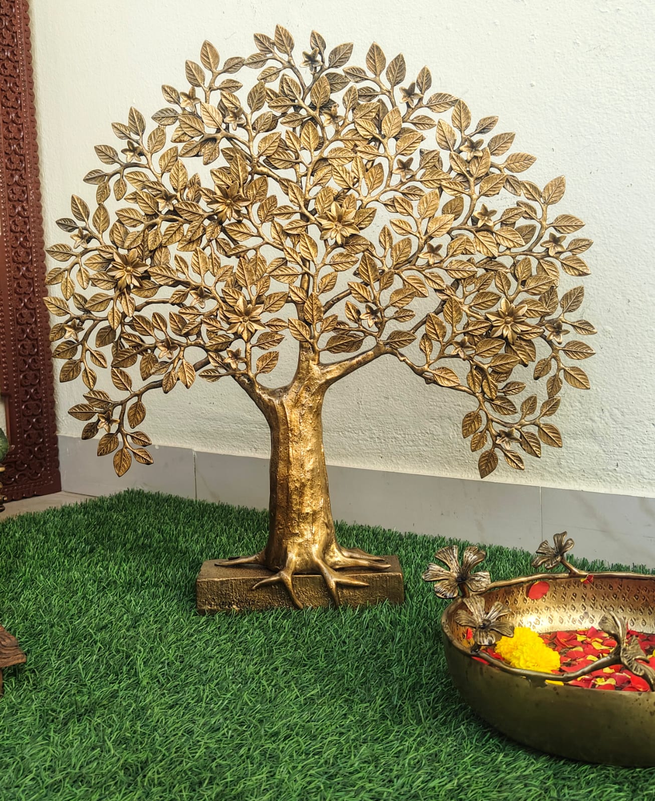 Tree of life: self standing decor piece..