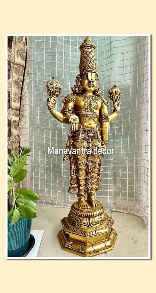 Lord Vishnu idol