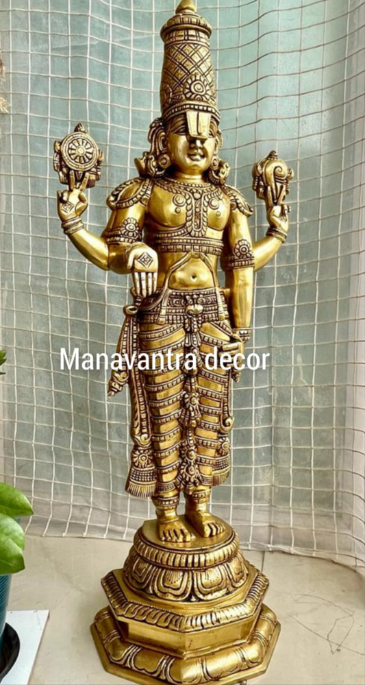 Lord Vishnu idol