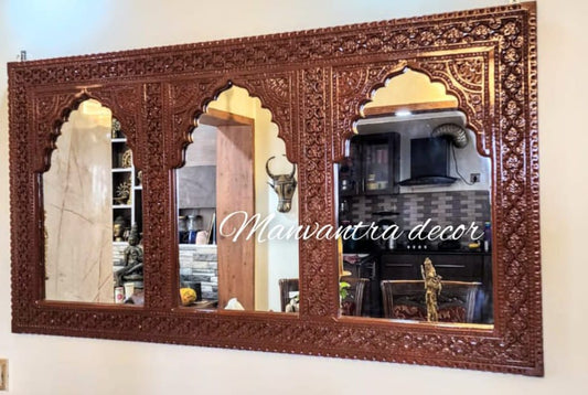 Mirror arch frame