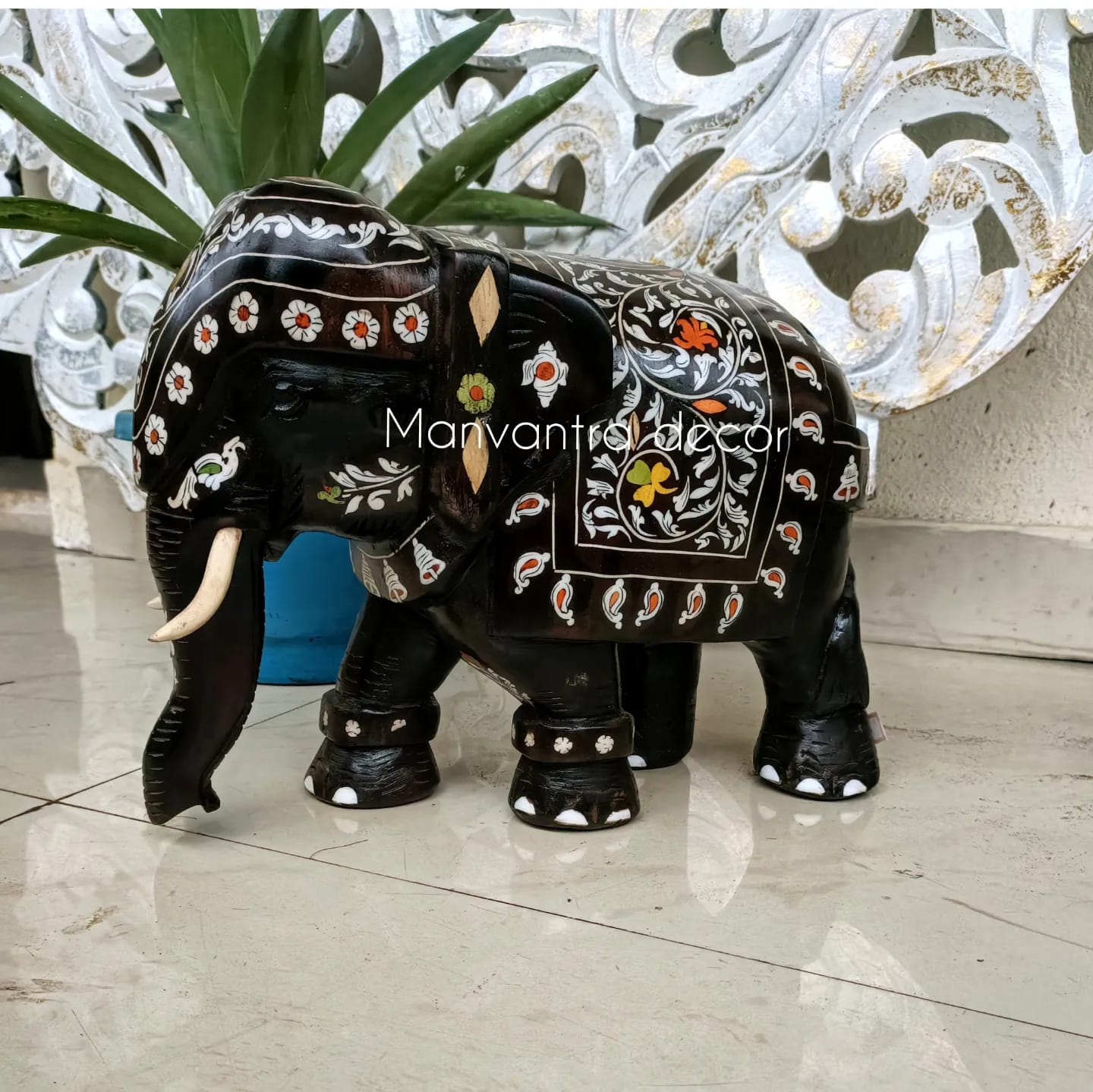 Elephant statue