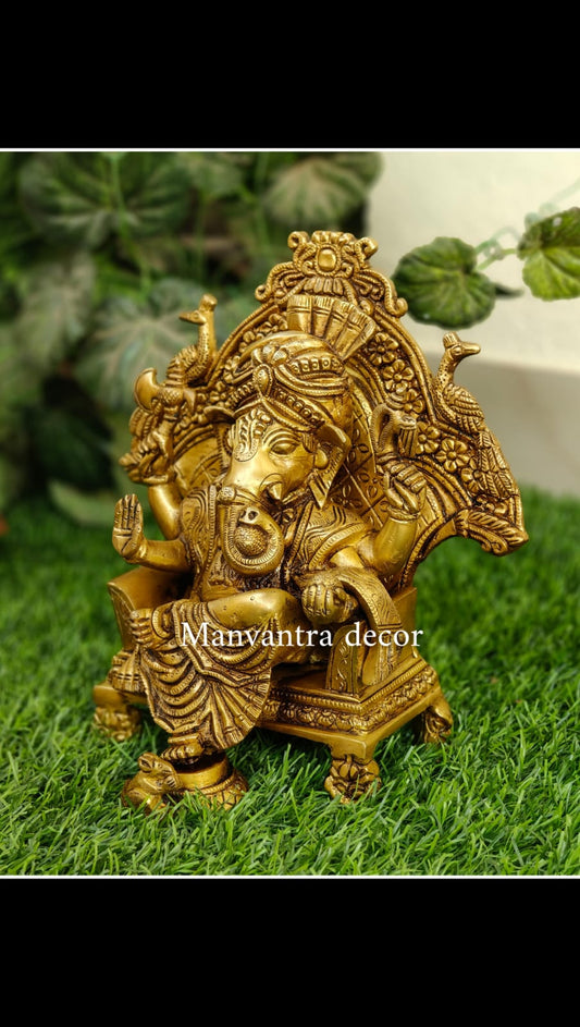 Pagadi Ganesha idol