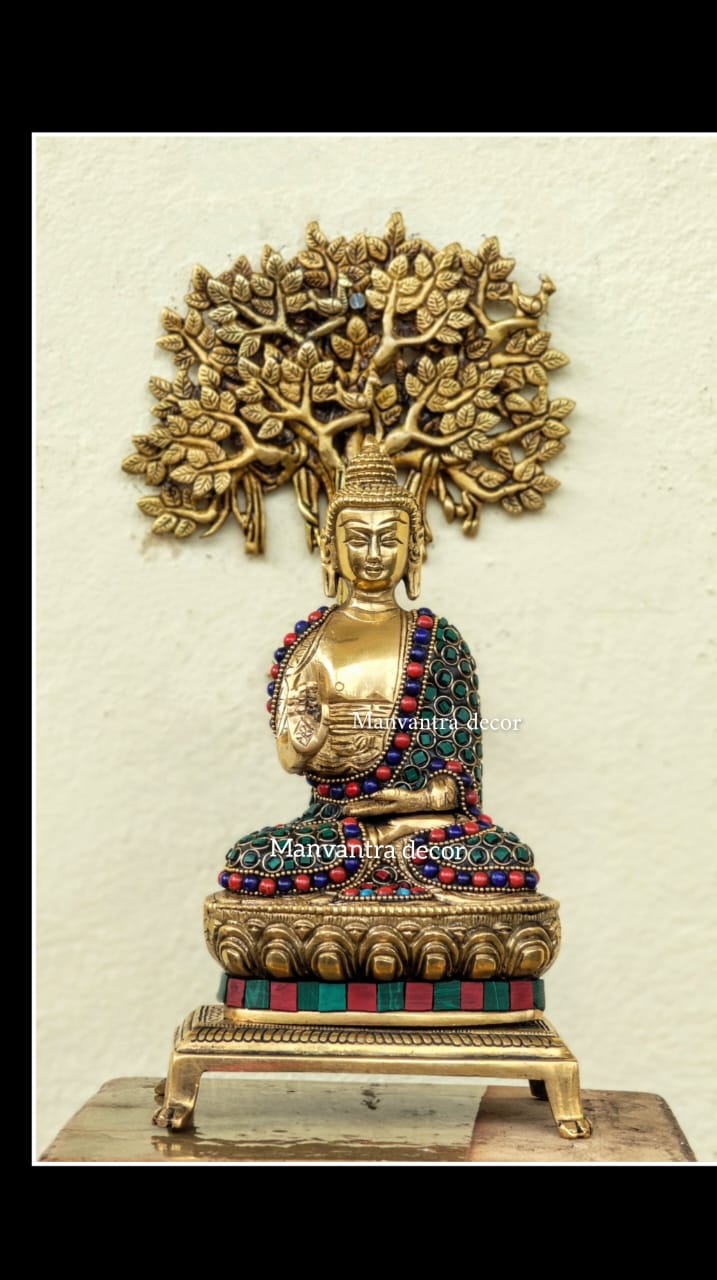 Buddha idol