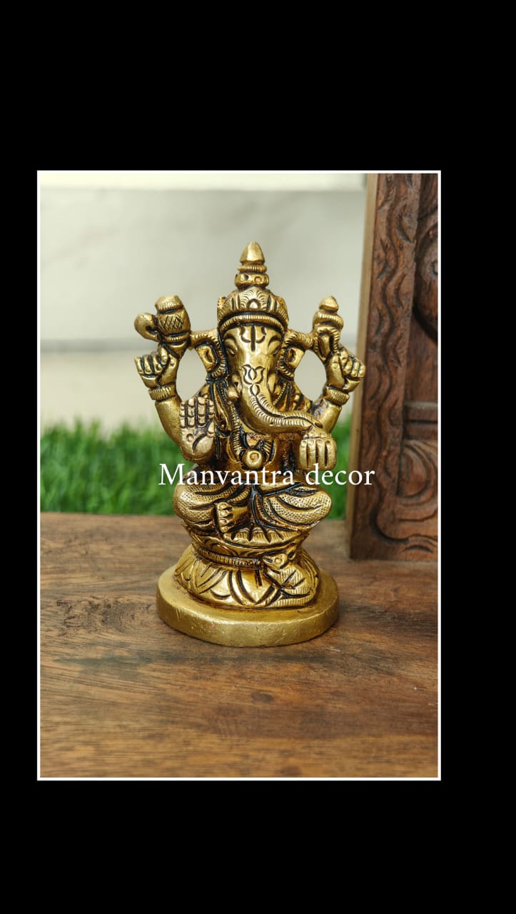 Ganesha idol