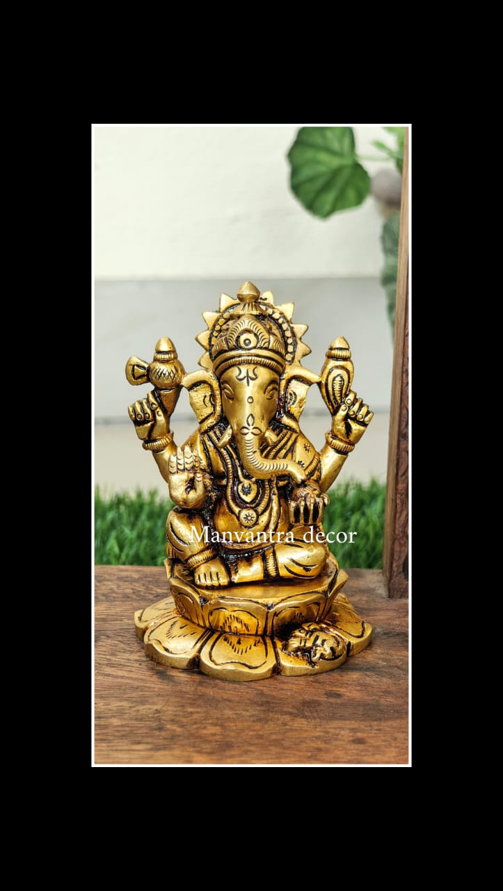 Ganesha idol