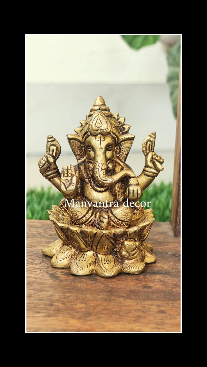 Ganesha idol