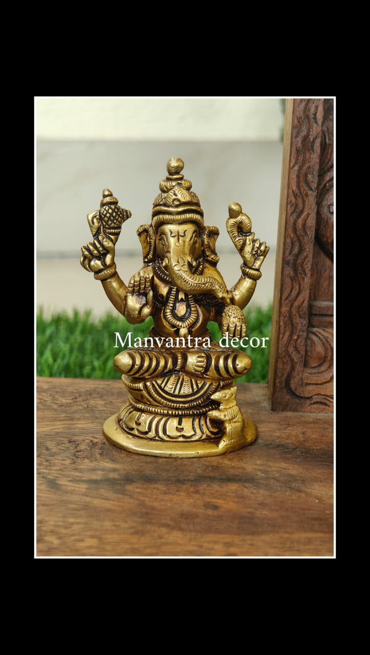 Ganesha idol