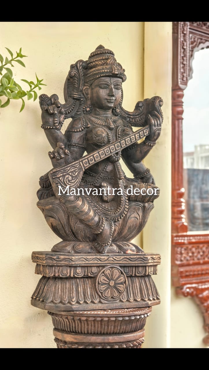 Saraswati idol