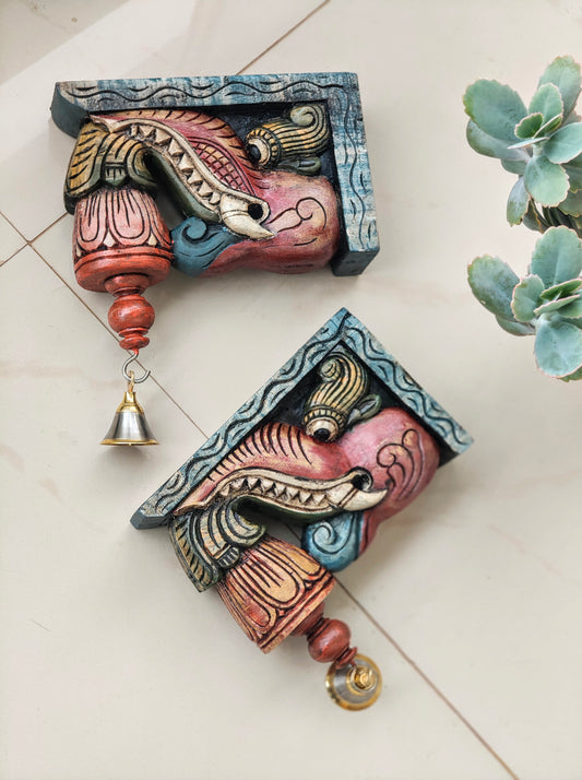 Corbels pair - yali design