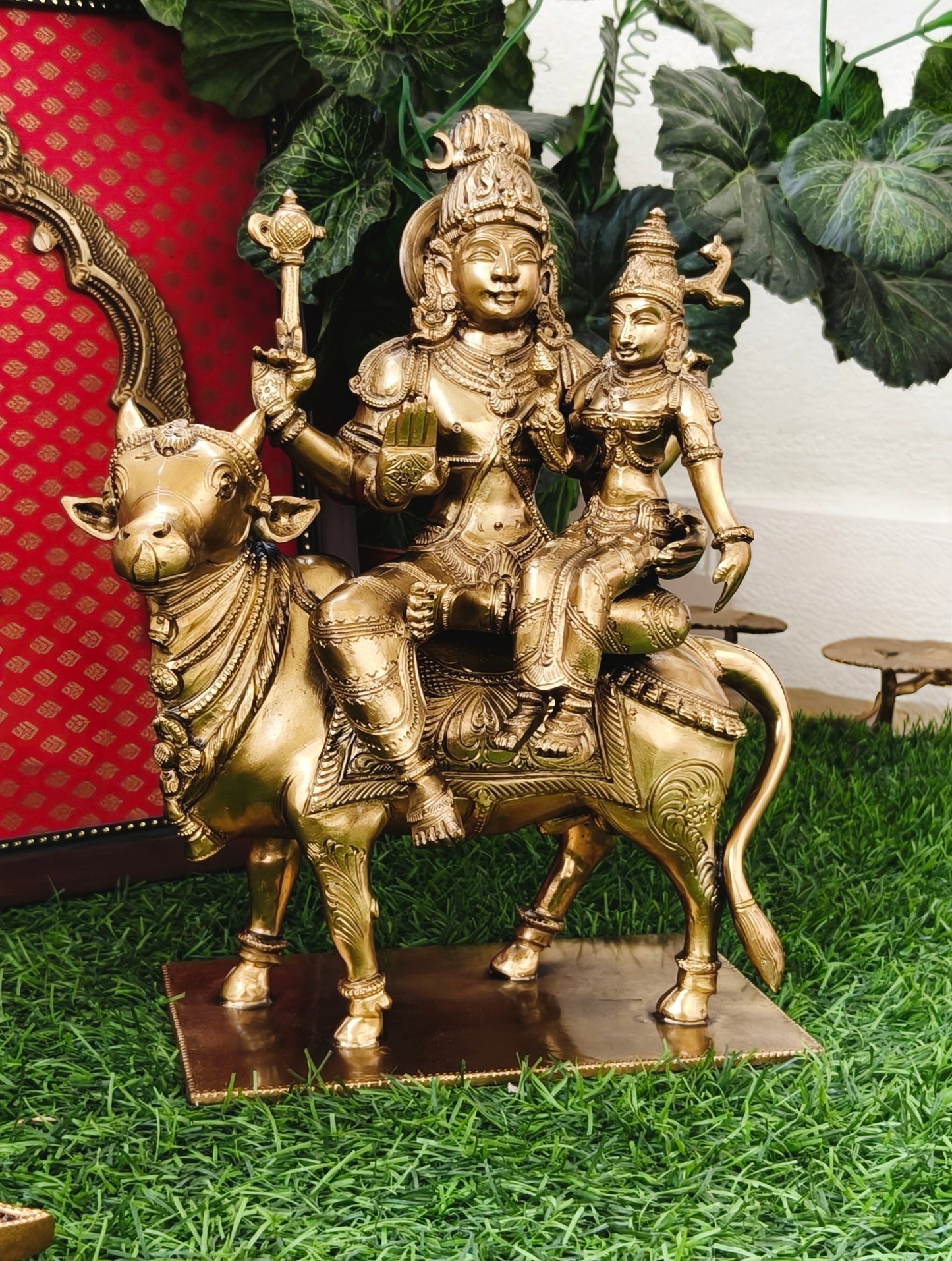 Shiv Parvathi on nandi