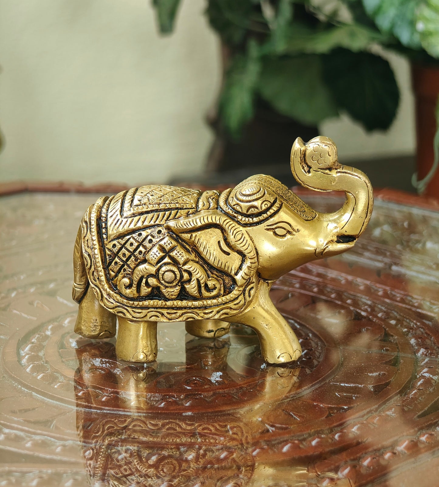 Elephant figurine