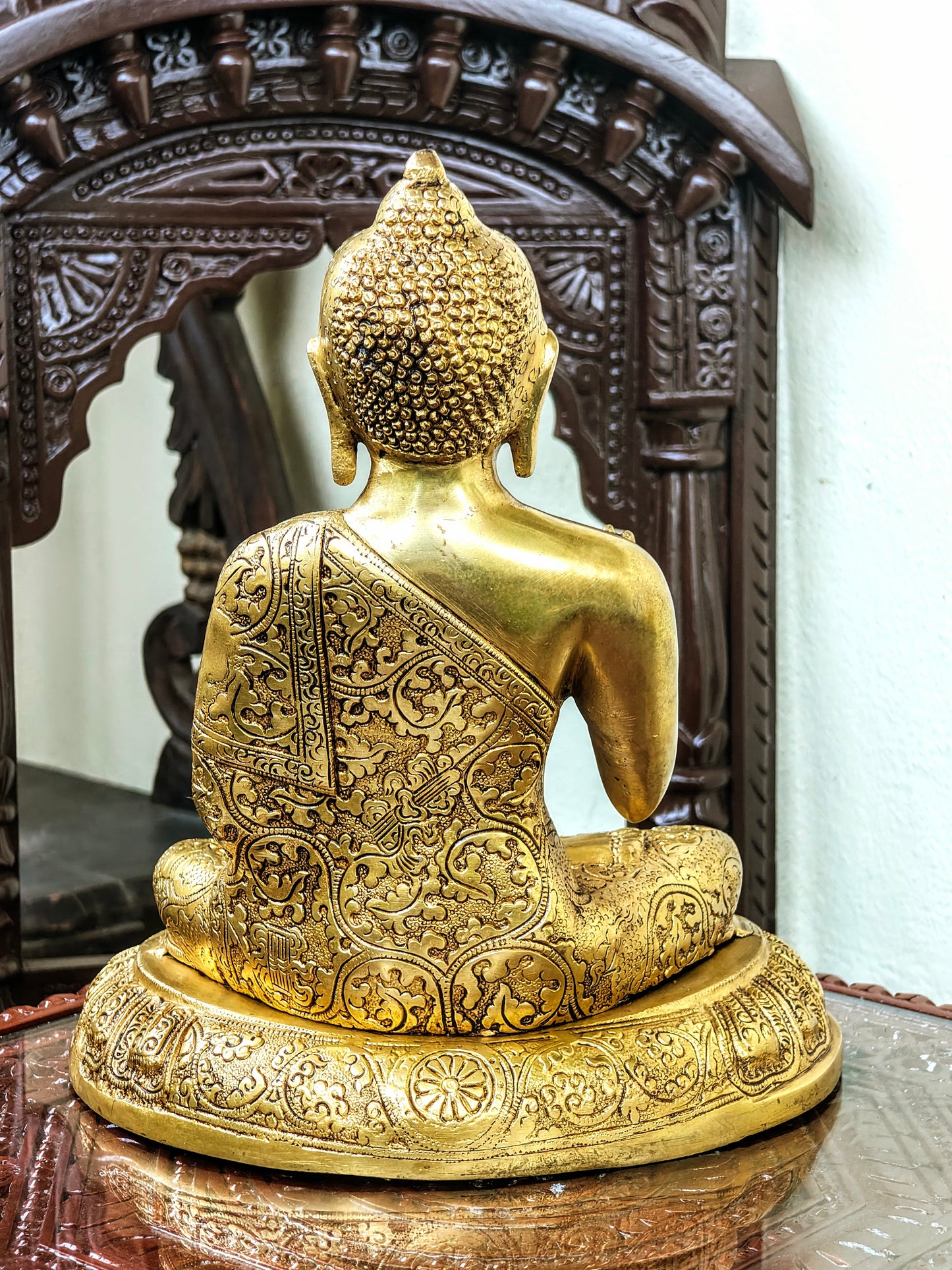 Buddha idol