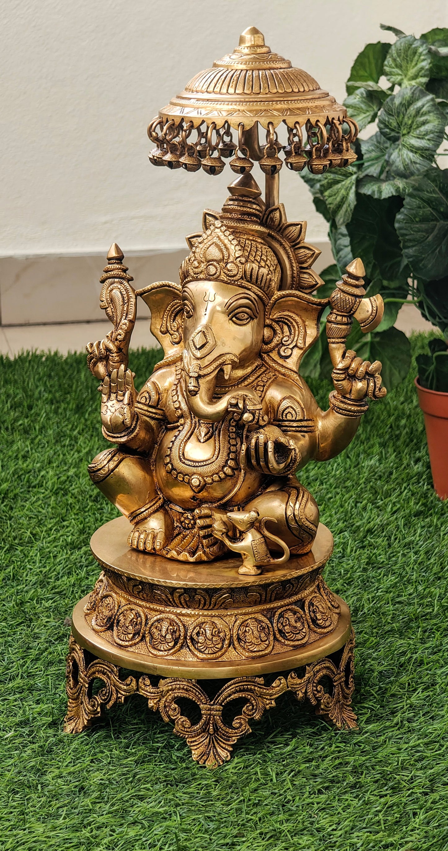 Chatri Ganesha idol