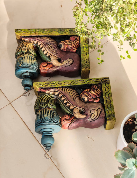 Corbels pair - yali design