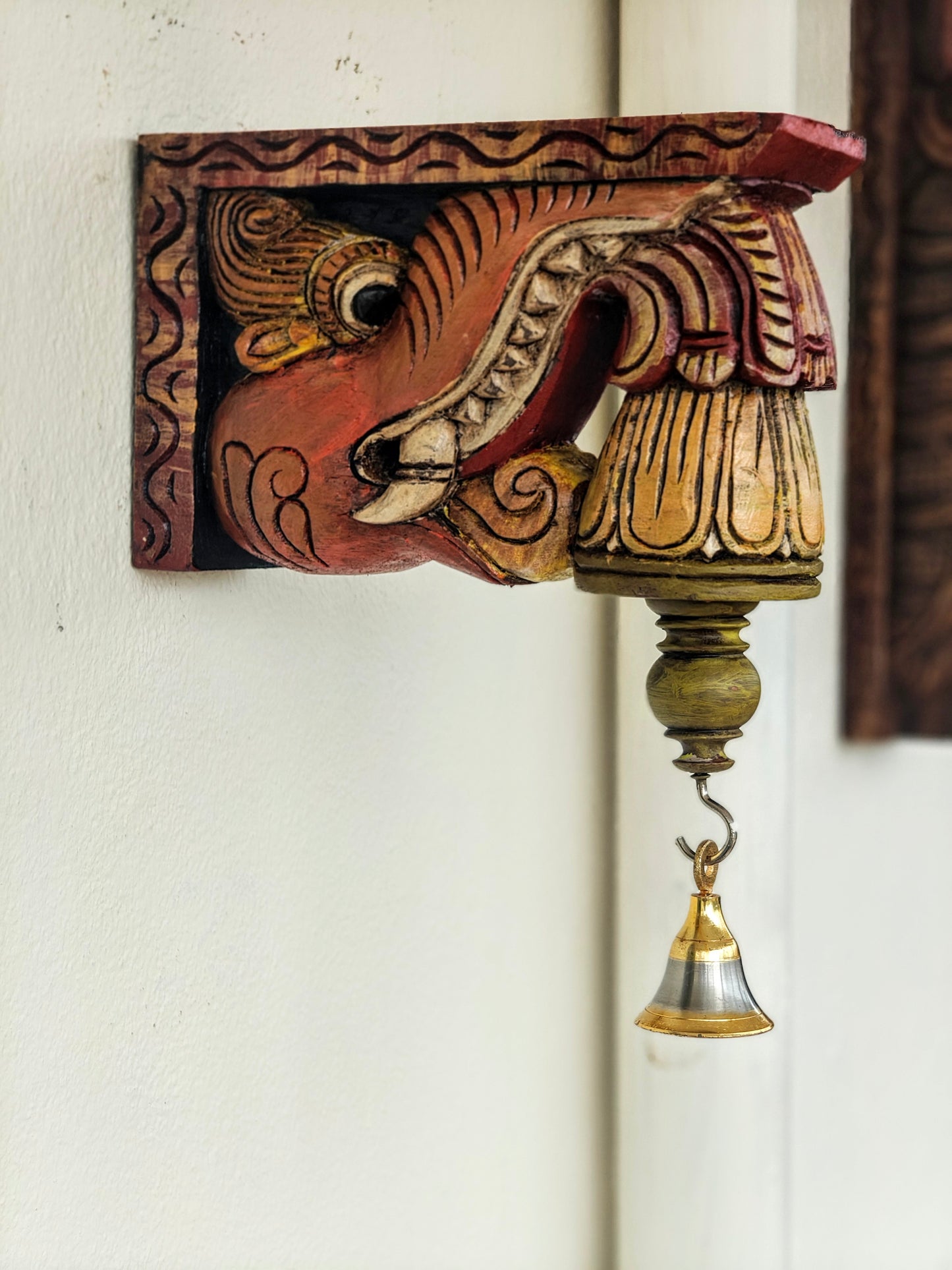 Yali corbels / brackets pair