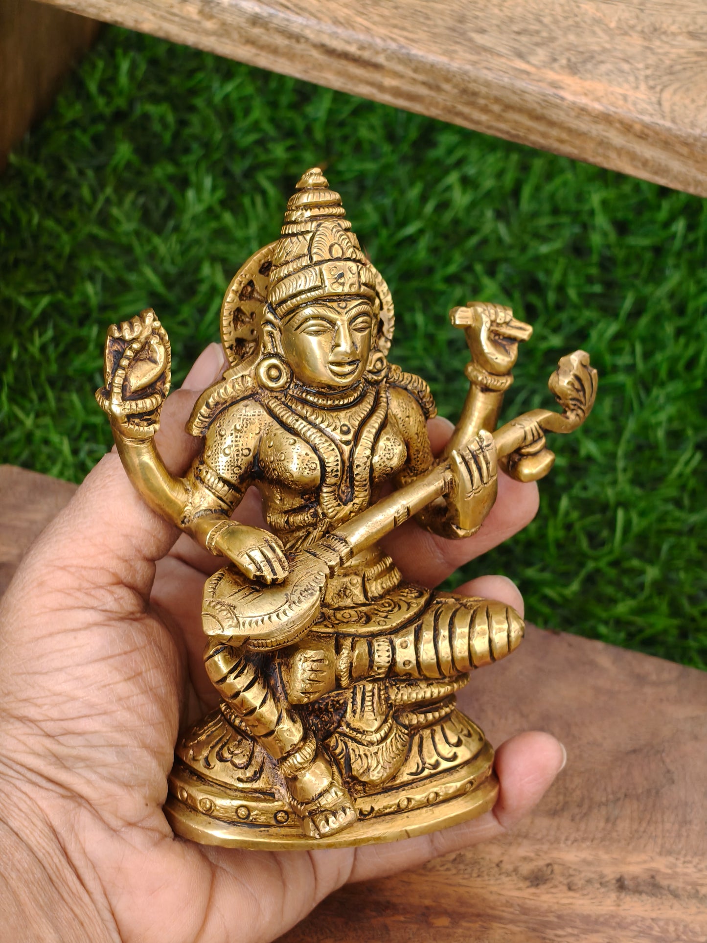 Saraswati idol
