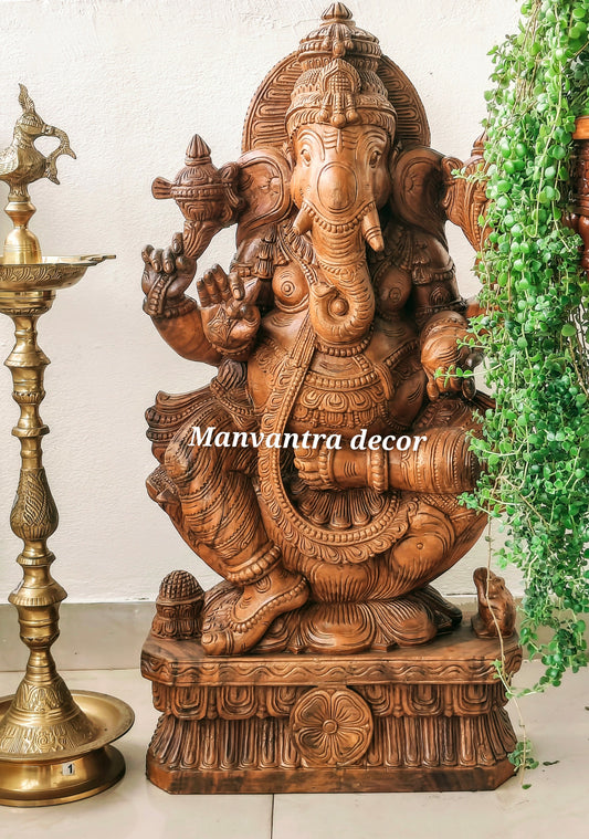 Ganesha idol