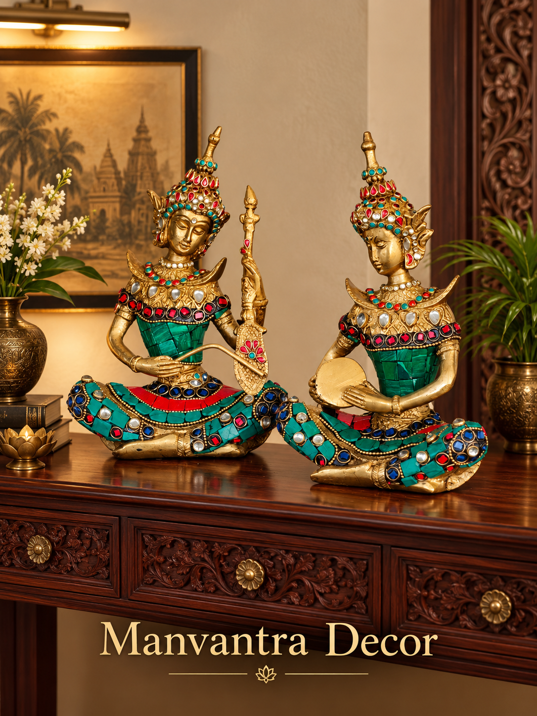 Indonesian musical set 
Set of 2 
Best of shelf decoration , gifting