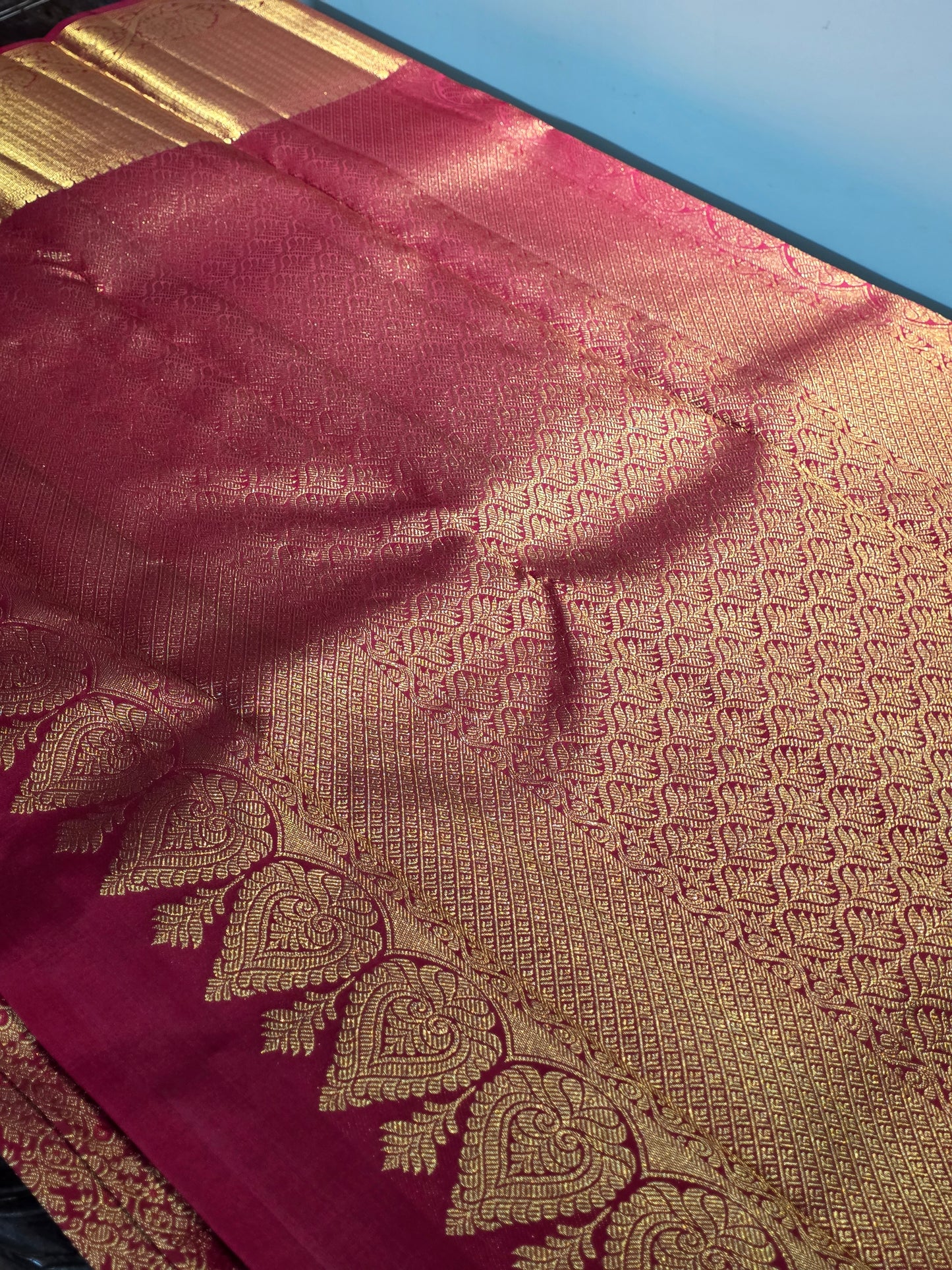 Pure 100% Mulberry silk saree with pure zari completely hand woven