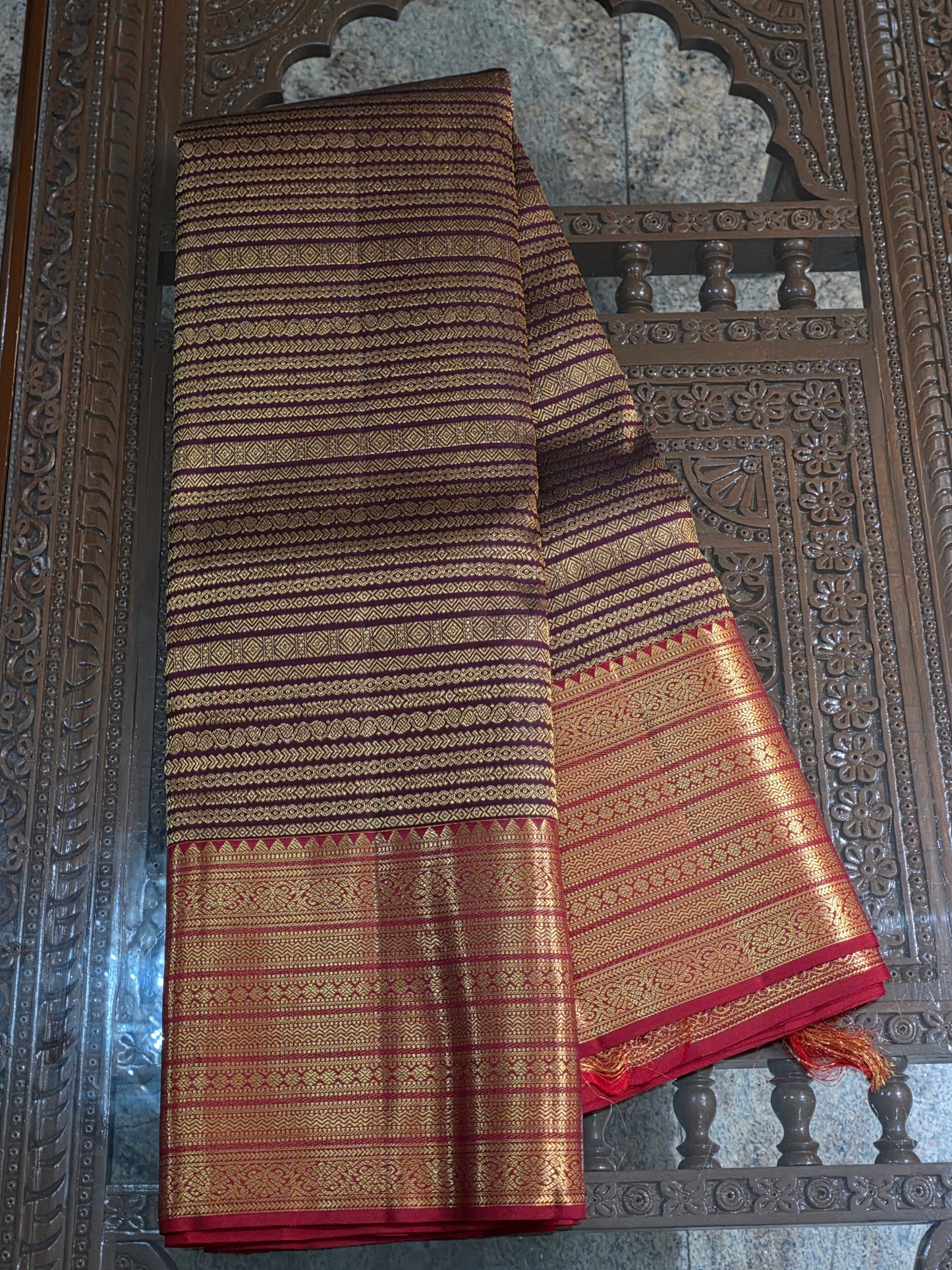 Pure Mulberry silk dual tone brown saree with pure zari completely hand woven.