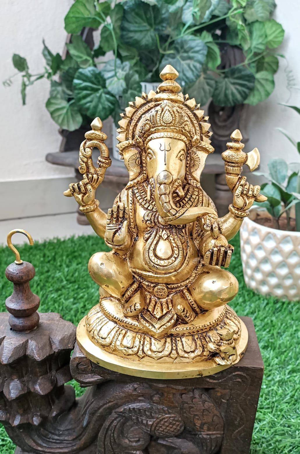 Ganesha idol in pure brass complete hand carved