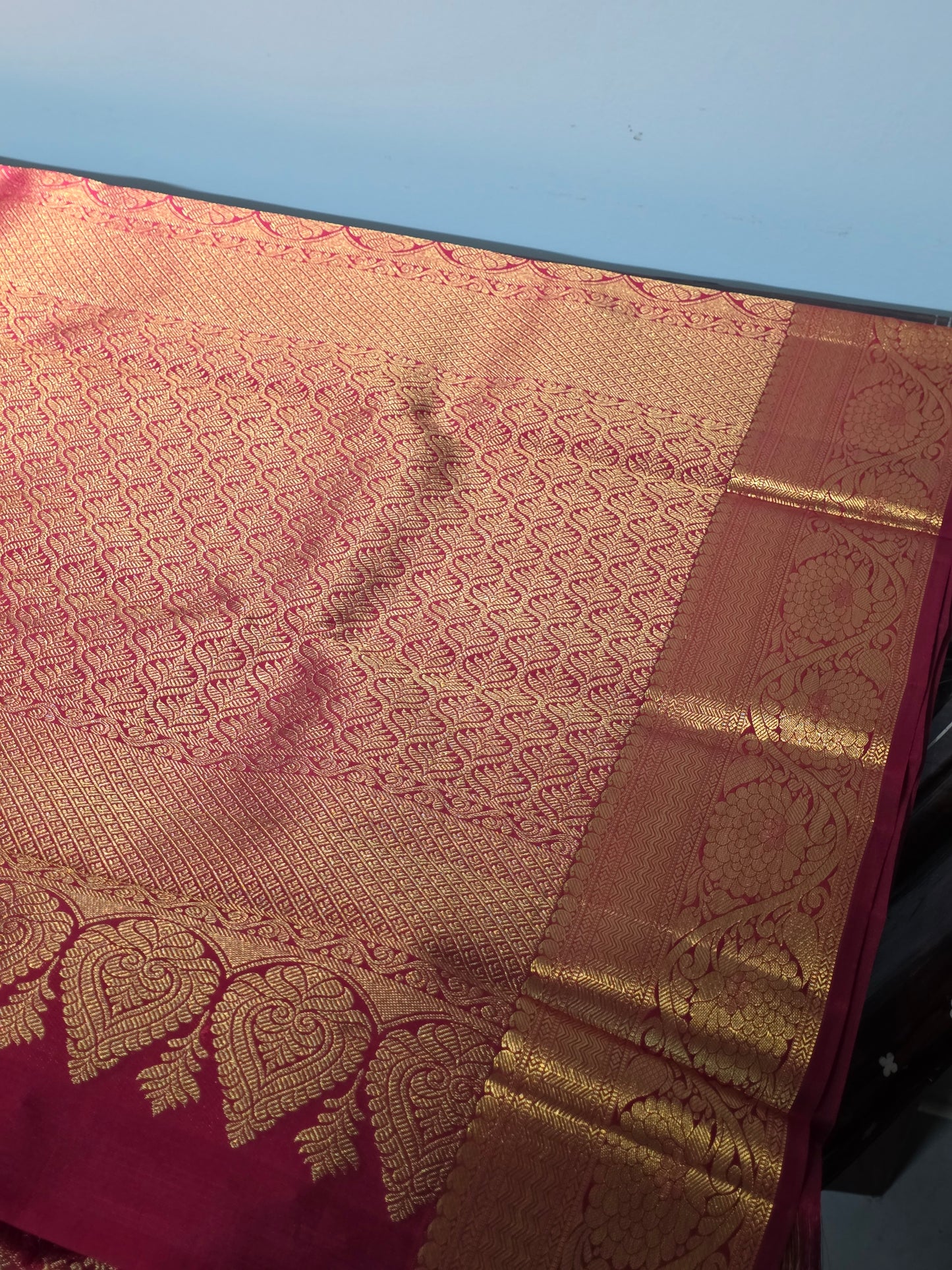 Pure 100% Mulberry silk saree with pure zari completely hand woven
