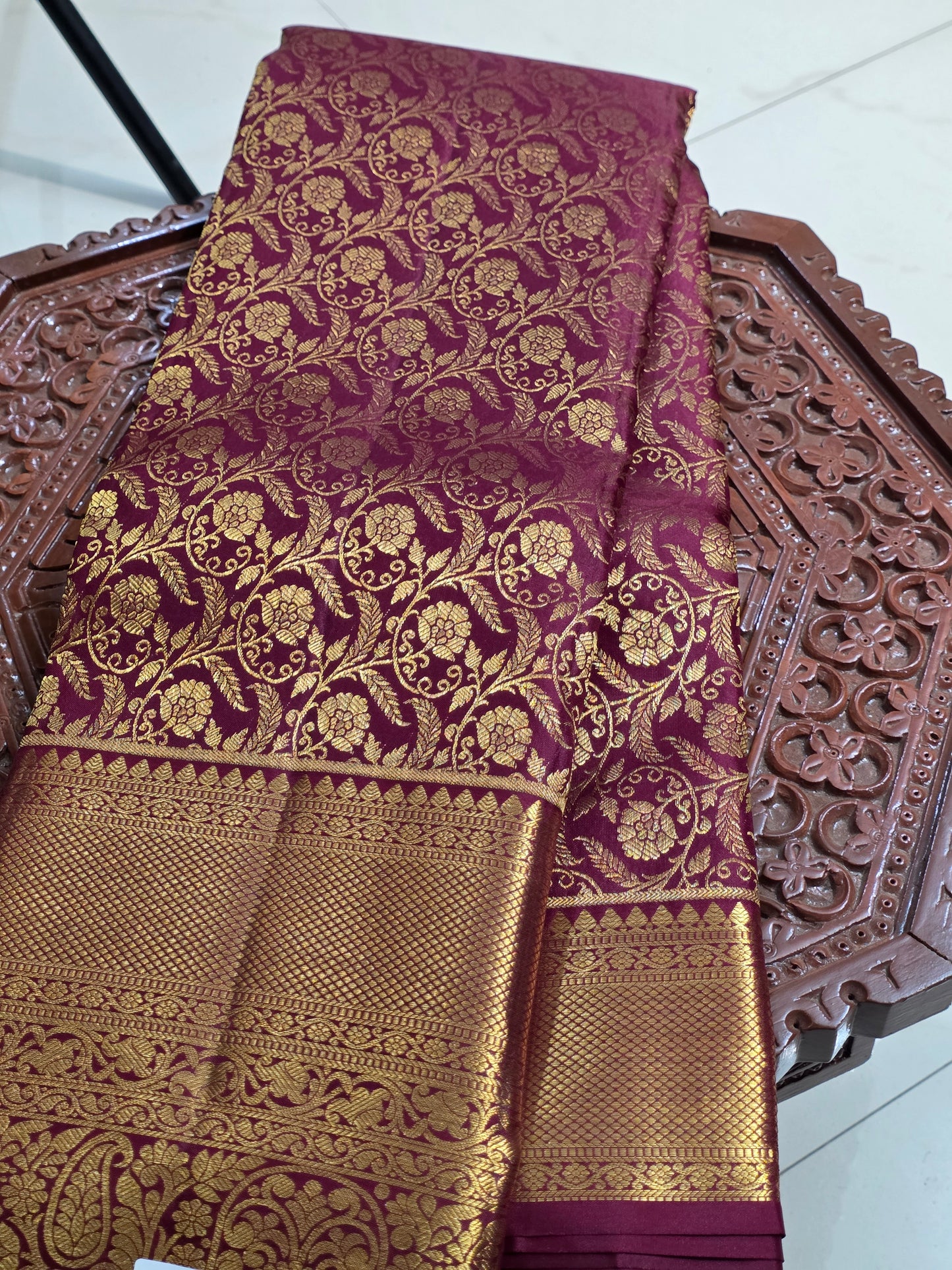 Pure 100% Mulberry silk saree with pure zari completely hand woven.