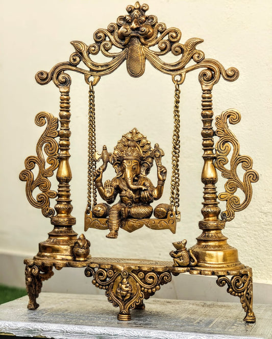 Jhula Ganesha idol