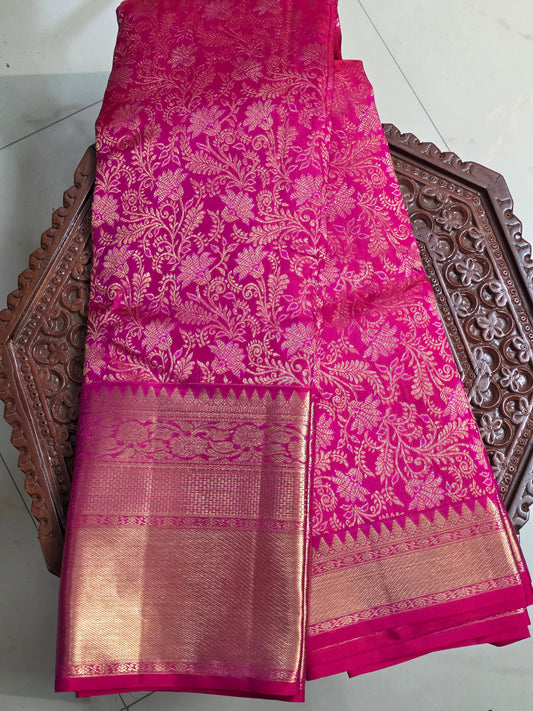 Pure 100% Mulberry silk saree with pure zari completely hand woven