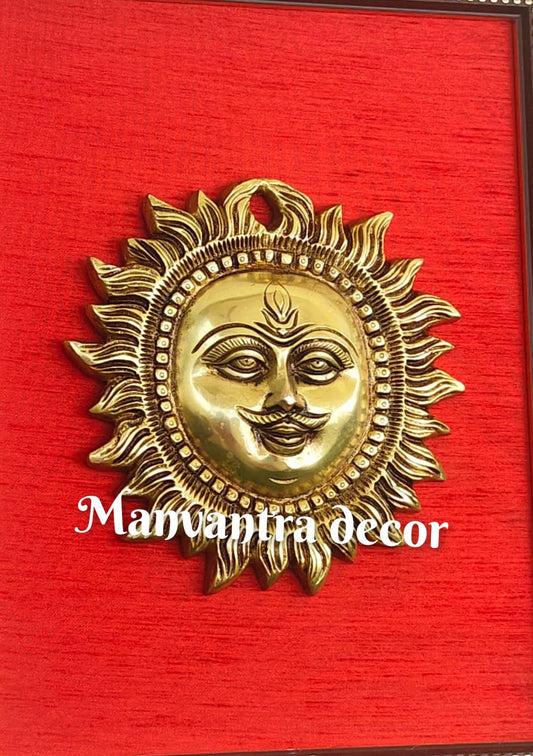 Golden rays, sun god: wall hanging