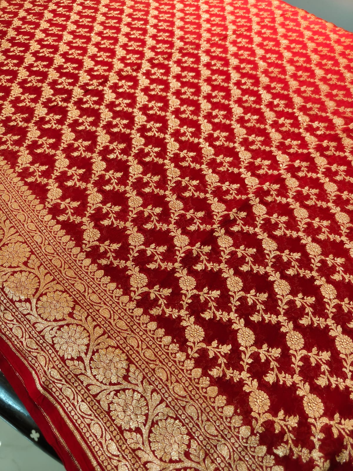 Pure 100% mulberry lightweight silk red saree completely hand woven in pure zari