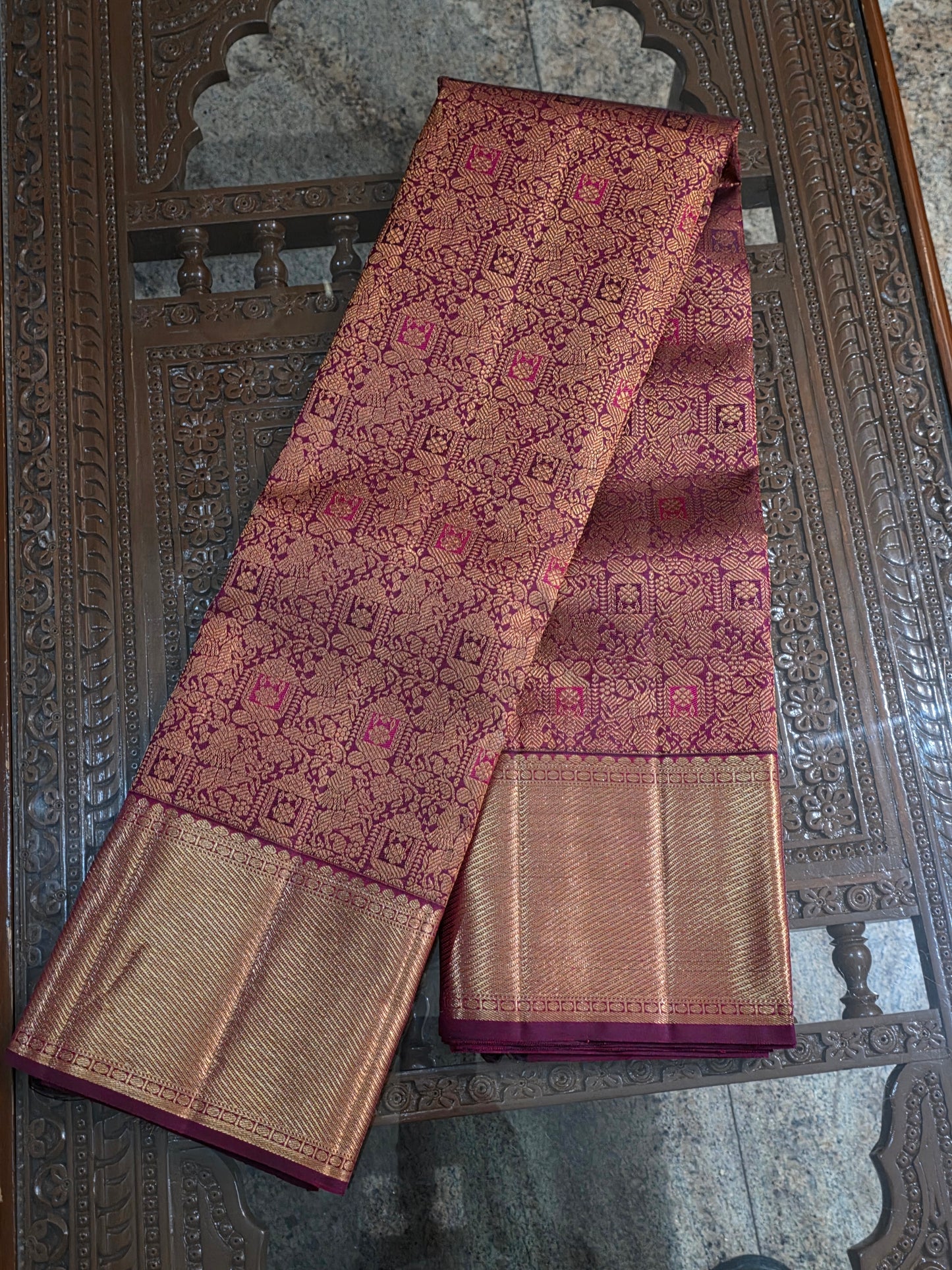 Pure Mulberry rust colour dual tone silk saree with pure zari completely hand woven.
