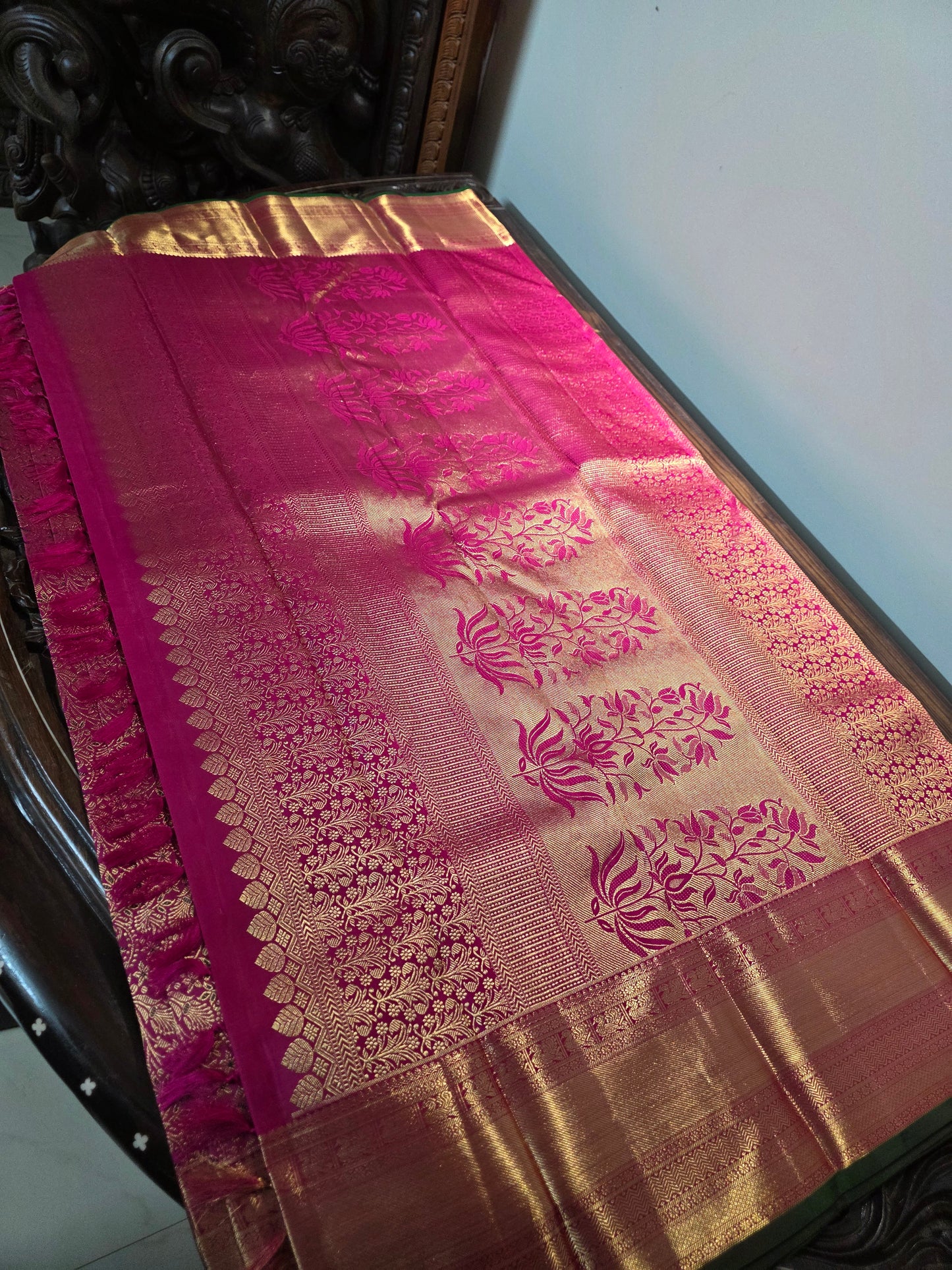 Pure 100% Mulberry silk saree with pure zari completely hand woven
